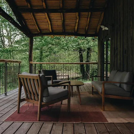 Bandiat Le Domaine Üdülőközpont